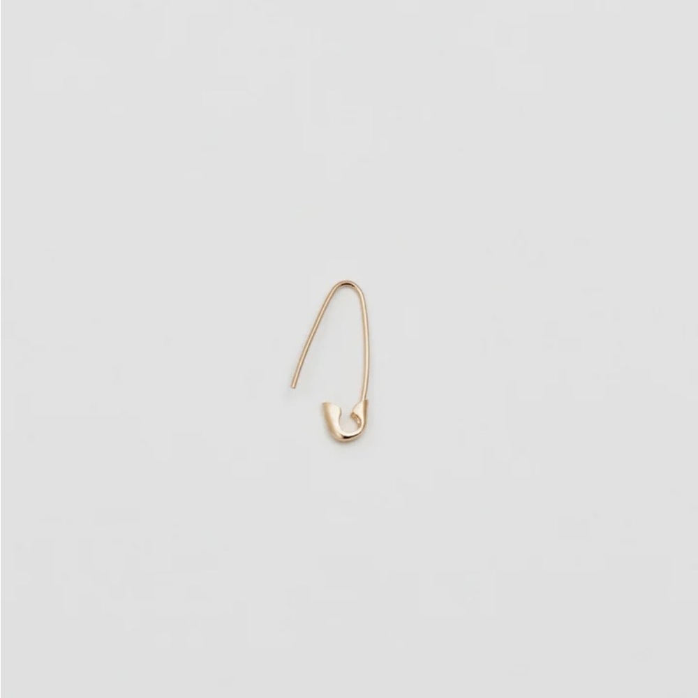 Loren Stewar Mini Yellow Gold Safety Pin Earring - Picture 3 of 4